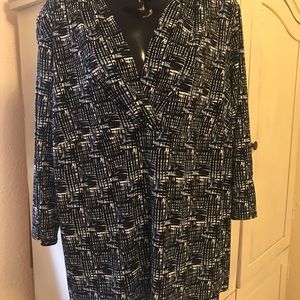 Liz Claiborne woman’s top
